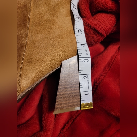 NEW SUEDED CHUNKY HEEL BACK ZIP SLIP ON BOOTIES 3.25 Heel. SIZE 9 TAN - Picture 6 of 13